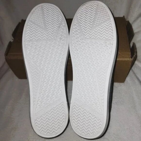 Comfortview The Bungee Slip On Sneaker Navy Gingham Size 9.5M NWT - Picture 4 of 5